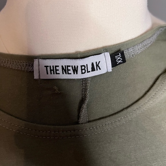 The New Blak Jennifer Dress in Sage Size XXL - Picture 5 of 7